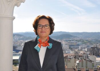 Isabel Damasceno eleita com 78,9% dos votos e torna-se a primeira presidente da CCDRC escolhida por sufrágio