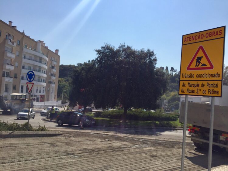 Segunda fase das obras na Avenida Nossa Senhora de Fátima, em Leiria, traz novos cortes de trânsito