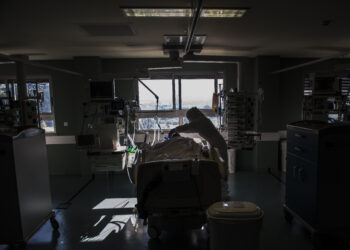 Cuidados intensivos do hospital de Leiria, onde os milagres acontecem