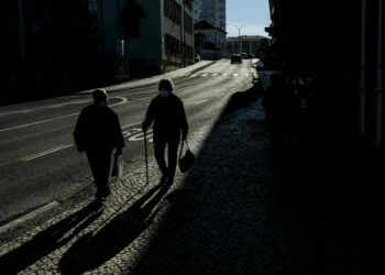 “A Covid-19 está a pôr-nos doidos”