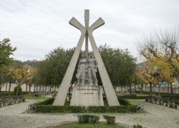 Ourém canaliza poupança com animação de Natal  para apoio ao comércio e à famílias carenciadas