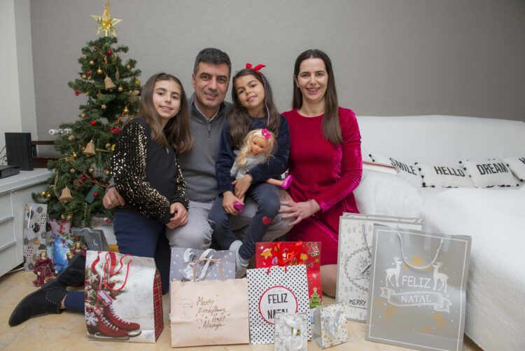 Coronavírus obriga famílias a ter vários natais