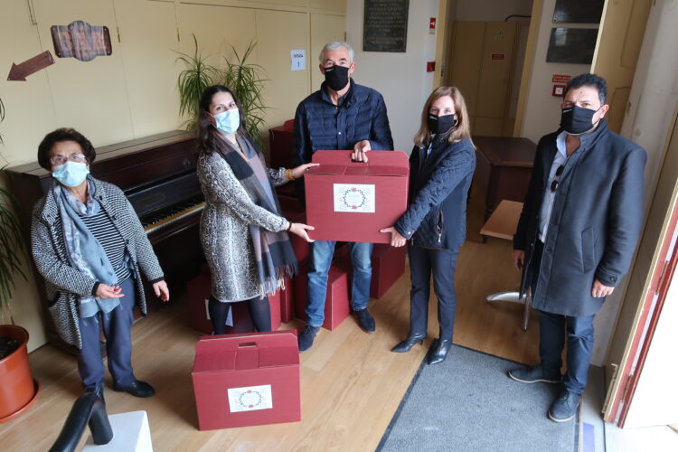 Município de Porto de Mós distribui cabazes Sociais de Natal