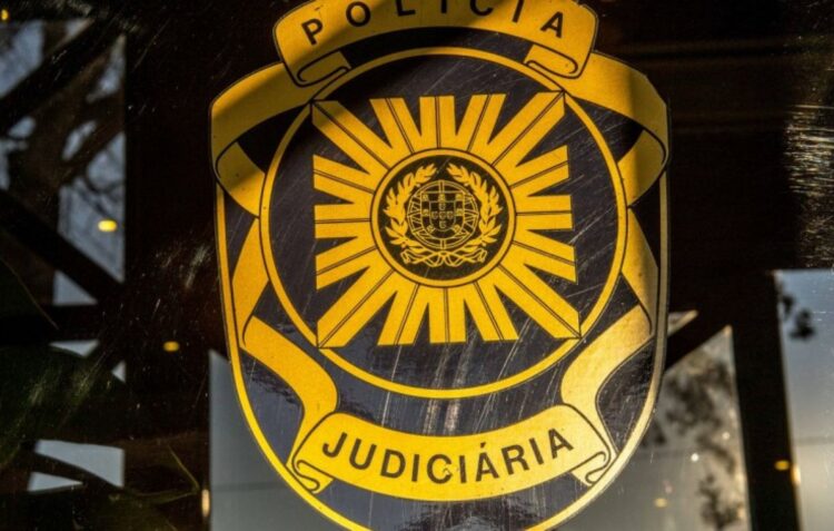 Detido em Leiria por tentativa de homicídio. Vítima terá sido esfaqueada