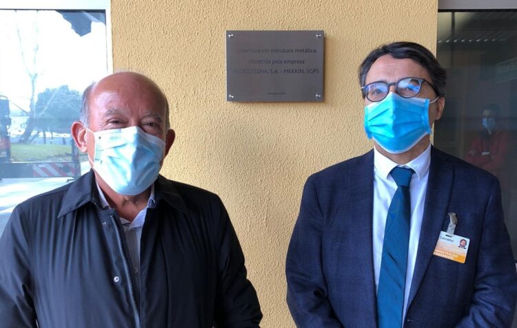 Blocotelha executa e oferece cobertura externa ao Hospital de Leiria