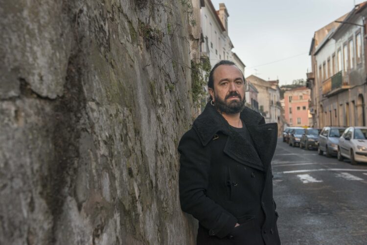Fernando Ribeiro: “As pessoas estão encrespadas contra tudo e contra todos”
