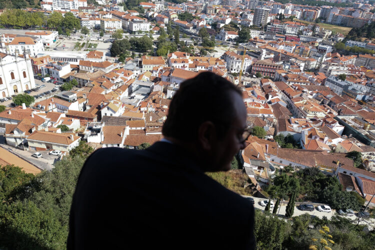 Município de Leiria anuncia novos apoios e mais medidas de controlo da pandemia