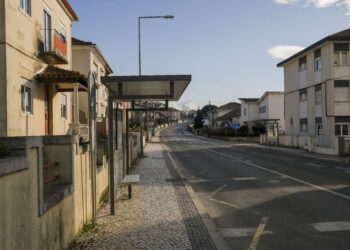 A cidade estava deserta…