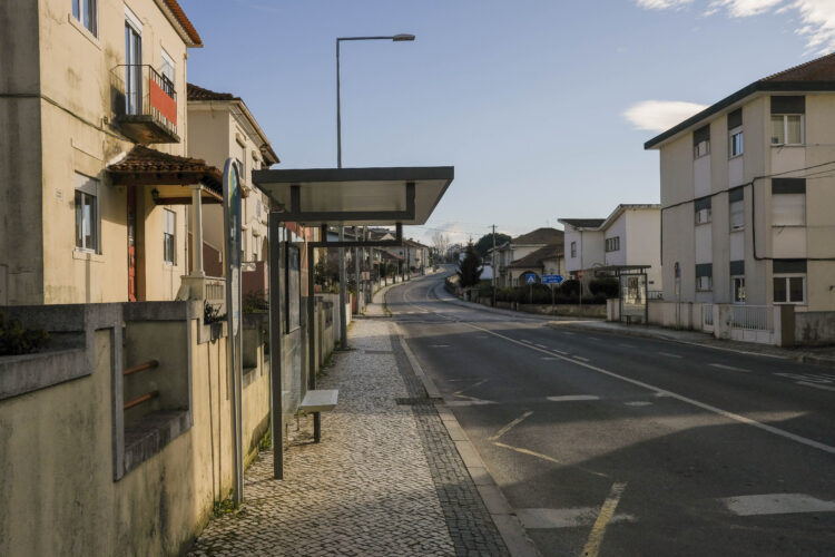 A cidade estava deserta…
