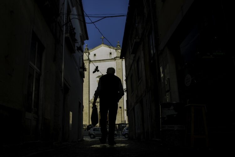 Covid-19: Números actualizados em Leiria e mais quatro concelhos com 398 novos casos e mais 7 óbitos