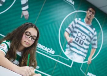 Laura Pereira: aluna de cincos na Marinha Grande e craque de bola no pé no Sporting