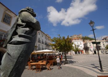 Comemorações de Rodrigues Lobo trazem 200 autores a Leiria numa Ronda Poética internacional