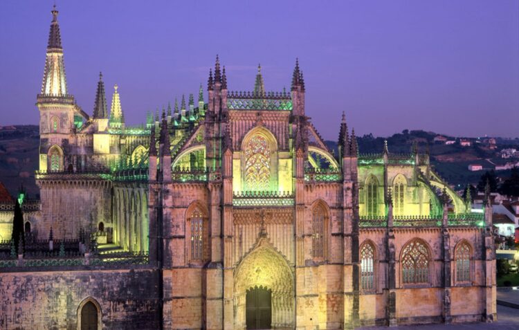 Alcobaça, Batalha, Coimbra e Tomar investem 300 mil euros na promoção dos Lugares Património Mundial do Centro