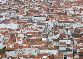Covid-19: distrito de Leiria abaixo de 4.400 casos activos pela primeira vez em 20 dias