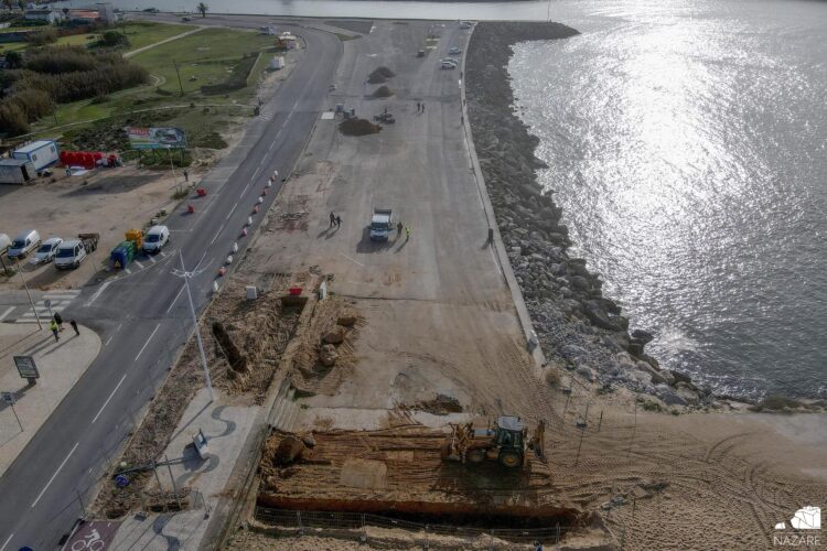 Nazaré requalifica e aumenta parque de estacionamento junto ao porto de abrigo
