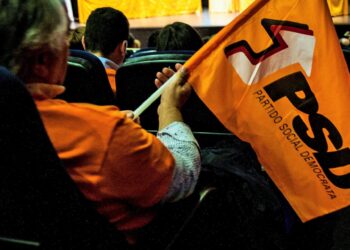 Militantes e simpatizantes do PSD de Leiria dirigem carta aberta a Rui Rio
