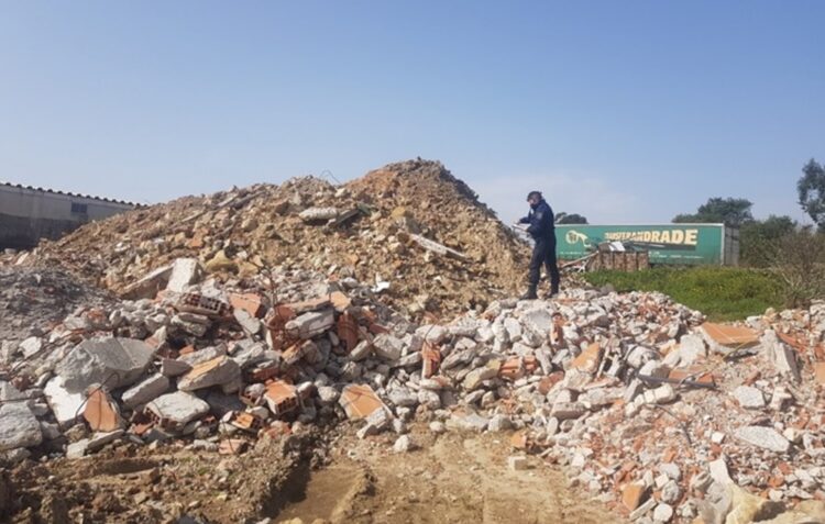 GNR detecta armazenagem ilegal de resíduos de construção em Peniche