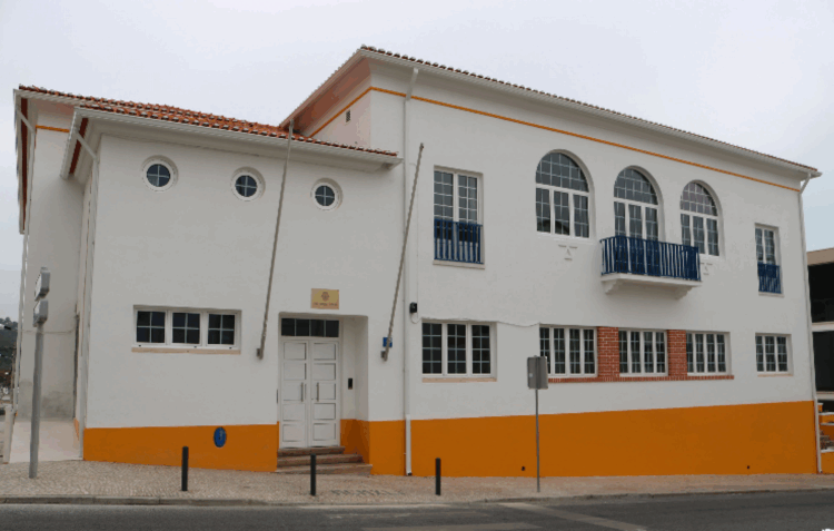 Câmara da Nazaré perdoa 900 mil euros de dívidas anteriores a 2007