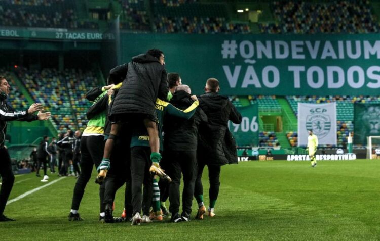 Famoso 12.º jogador tem mais fama do que proveito no futebol actual