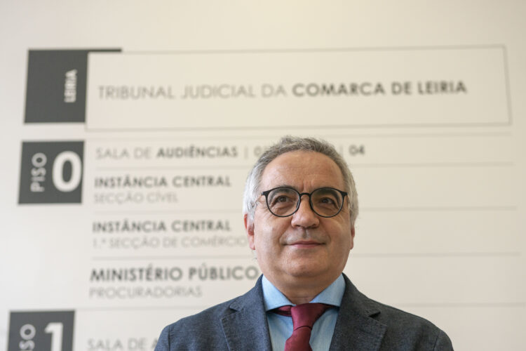 “Quero ir às escolas e às freguesias explicar o que faz um juiz ”