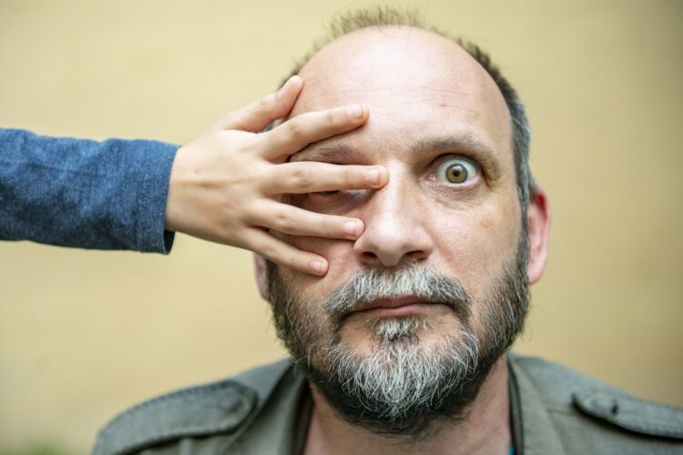 Palavra de Honra | Não podemos obrigar os outros a ver o que achamos que devem ver
