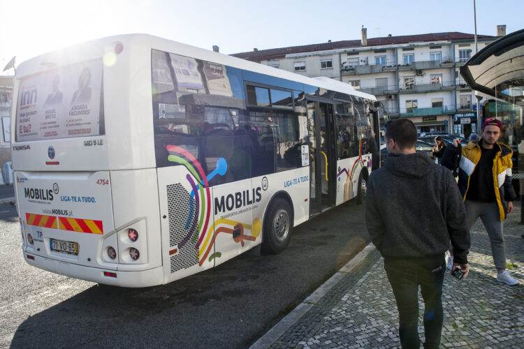 Em Leiria, transportes públicos e estacionamentos terão sistema para informação em tempo real