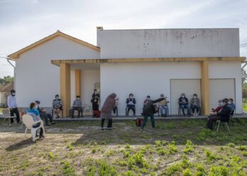 Museu na Aldeia desafia idosos a serem artistas: “Quando é que a gente vai passear de autocarro?”