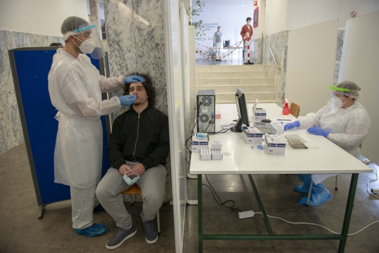 Covid-19: Politécnico de Leiria já realizou mais de 4.500 testes na comunidade académica