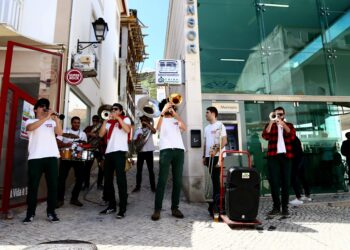 Junho traz música às esquinas da Nazaré