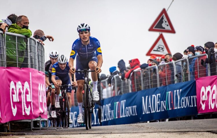Segundo lugar de João Almeida na 17.ª etapa do Giro de Itália