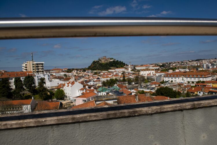 Covid-19: Concelho de Leiria tem 41% dos casos activos no distrito