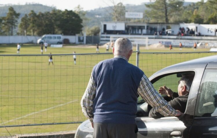 Porto de Mós tem desfibrilhadores em todos os recintos desportivos do concelho