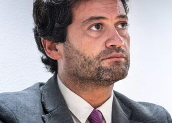 André Ventura em Leiria para apresentar candidatos do Chega às Câmaras da Batalha, Marinha Grande, Pombal e Ansião