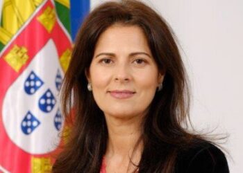 Secretária de Estado da Acção Social presente na inauguração de residência de idosos na Batalha