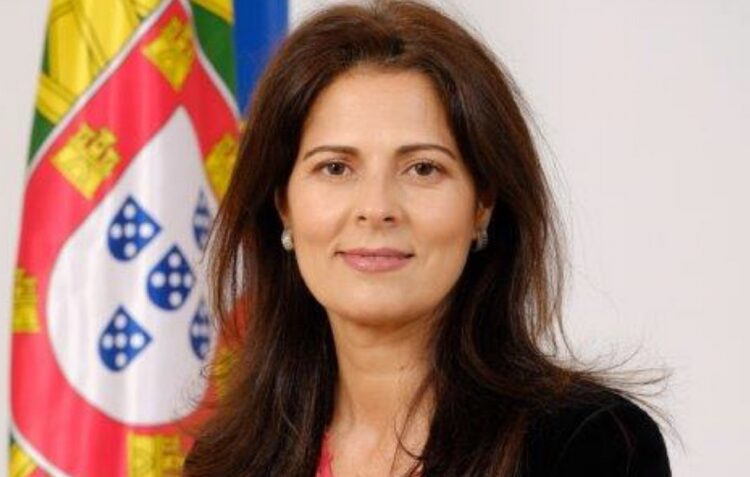 Secretária de Estado da Acção Social presente na inauguração de residência de idosos na Batalha