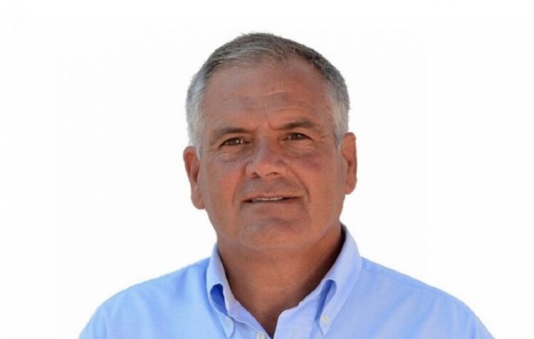 Independente Henrique Bertino recandidata-se à Câmara de Peniche