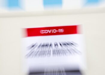 Covid-19: Casos activos disparam na região