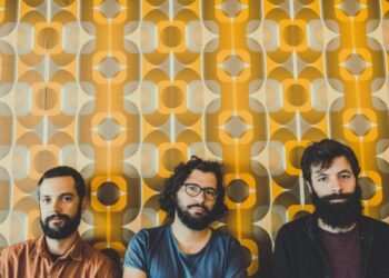 Jerónimo apresentam versão acústica de “Collective Silence”