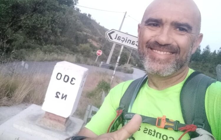 Meteu os pés à estrada para mobilizar contra a violência doméstica