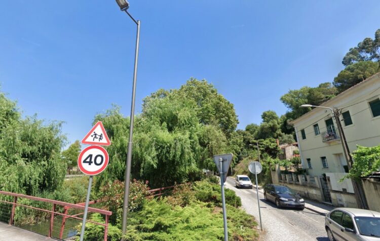 Rua da Fábrica de Papel, em Leiria, cortada no dia 10 de Julho