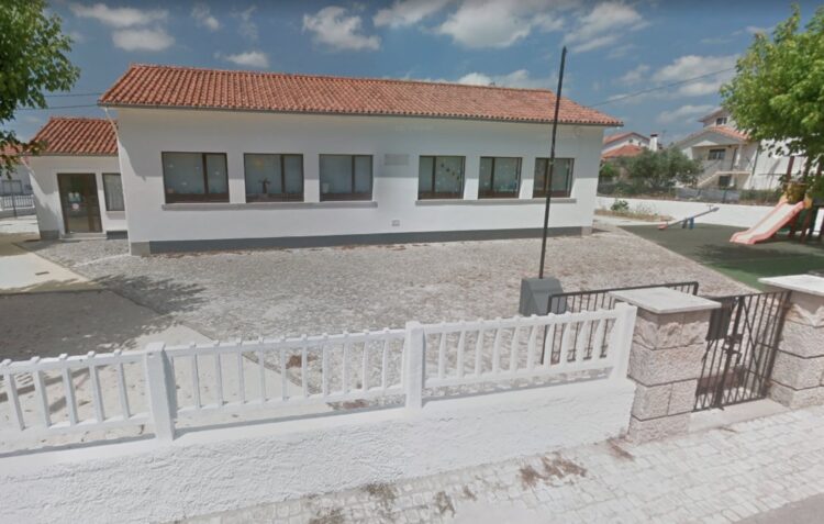Escola E.B. 1 de Ourém cedida à Sociedade Filarmónica Ouriense