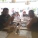 Na Nazaré, clientes dos restaurantes concentram-se nas esplanadas