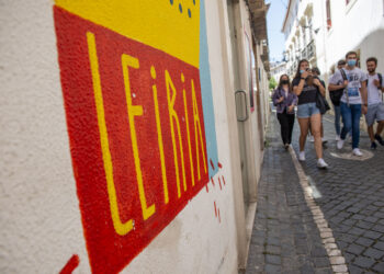 Covid-19: Leiria ultrapassa o meio milhar de casos activos e contabiliza quase 40% do total distrital
