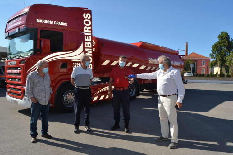 Potência de 580 cavalos e capacidade de 32 mil litros. Eis a mais recente aquisição dos Bombeiros Voluntários da Marinha Grande