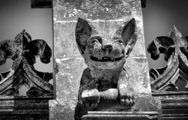 Mosteiro da Batalha faz visitas temáticas às gárgulas nos telhados do monumento