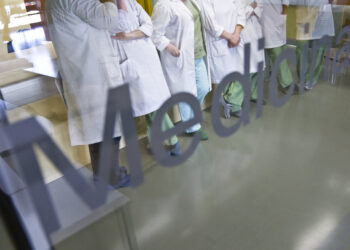 Empresa da Batalha doa meio milhão de máscaras ao Centro Hospitalar de Leiria