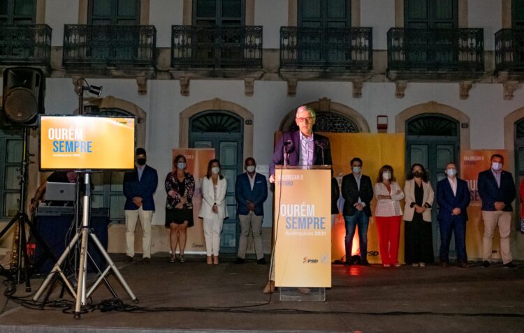 Luís Albuquerque mantém equipa e quer aumentar atractividade de Ourém