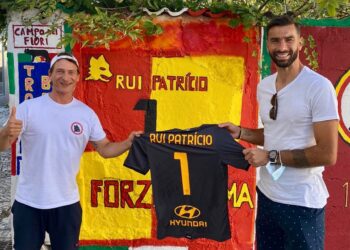Rui Patrício foi conhecer o mural e percebeu que também já é sabor de gelado