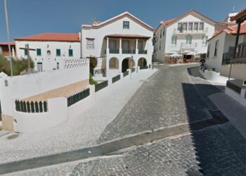 Festival Afonso Lopes Vieira leva poesia, música, cinema e uma maratona de pintura a São Pedro de Moel
