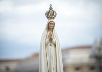 Imagem da virgem de Fátima visita o Cáucaso em Setembro